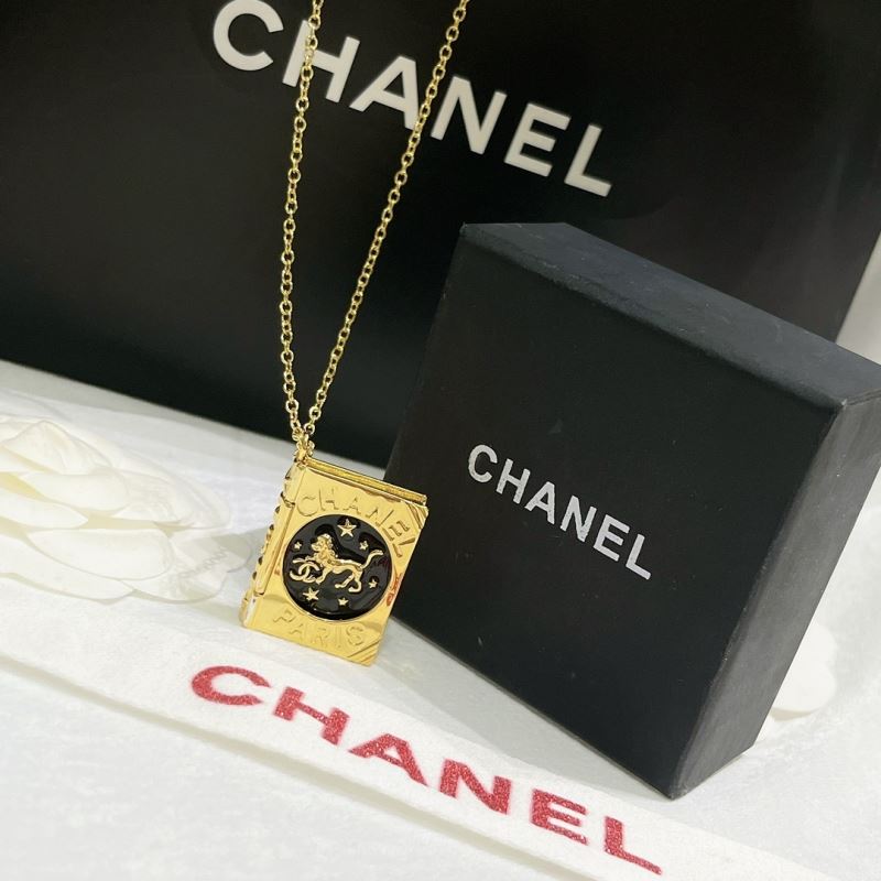 Chanel Necklaces